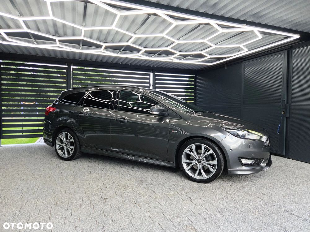 Ford Focus - 20