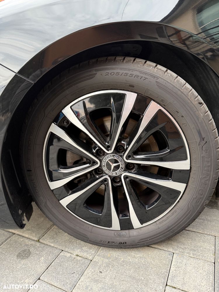 Mercedes-Benz A 200 - 4