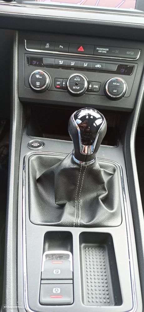 SEAT Leon ST 1.6 TDI Reference S/S - 11