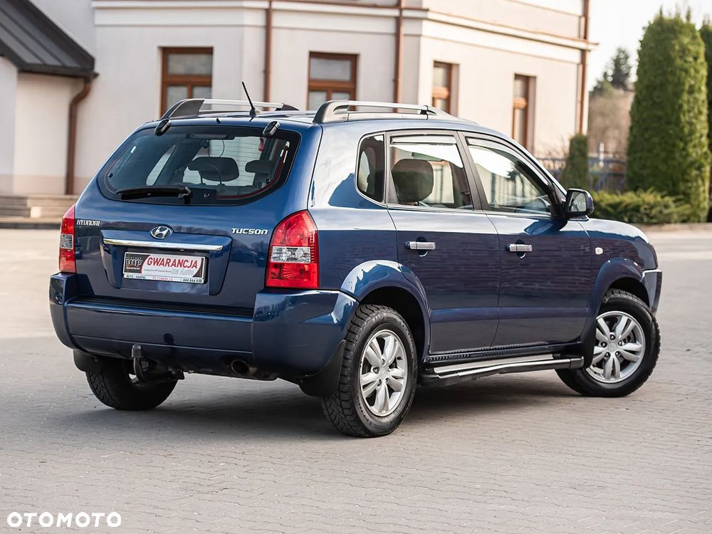 Hyundai Tucson 2.0 2WD GLS - 13