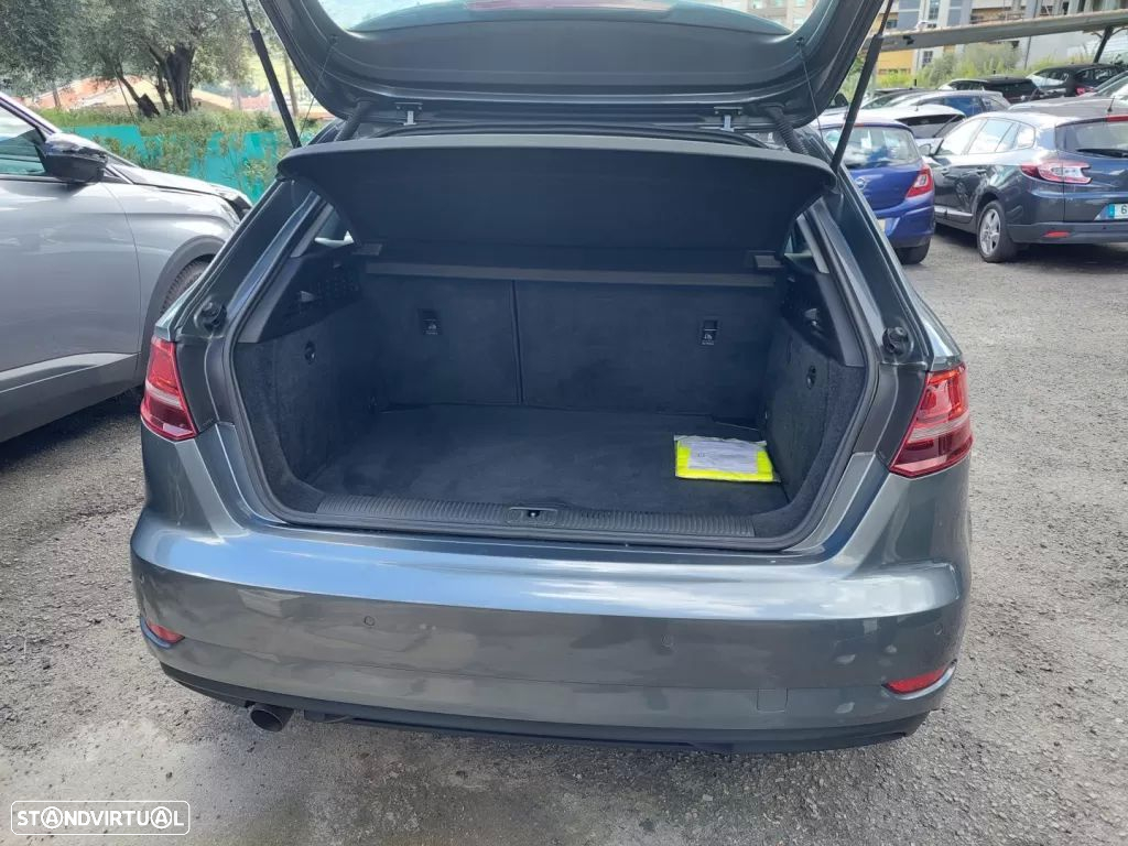 Audi A3 Sportback 1.6 TDI - 9