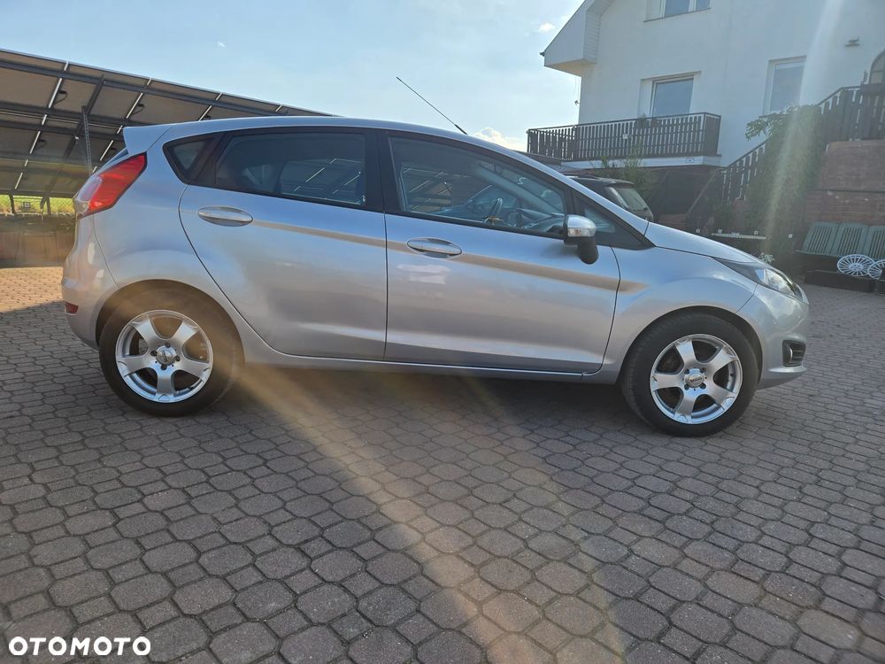 Ford Fiesta 1.4 Champions Edition - 5