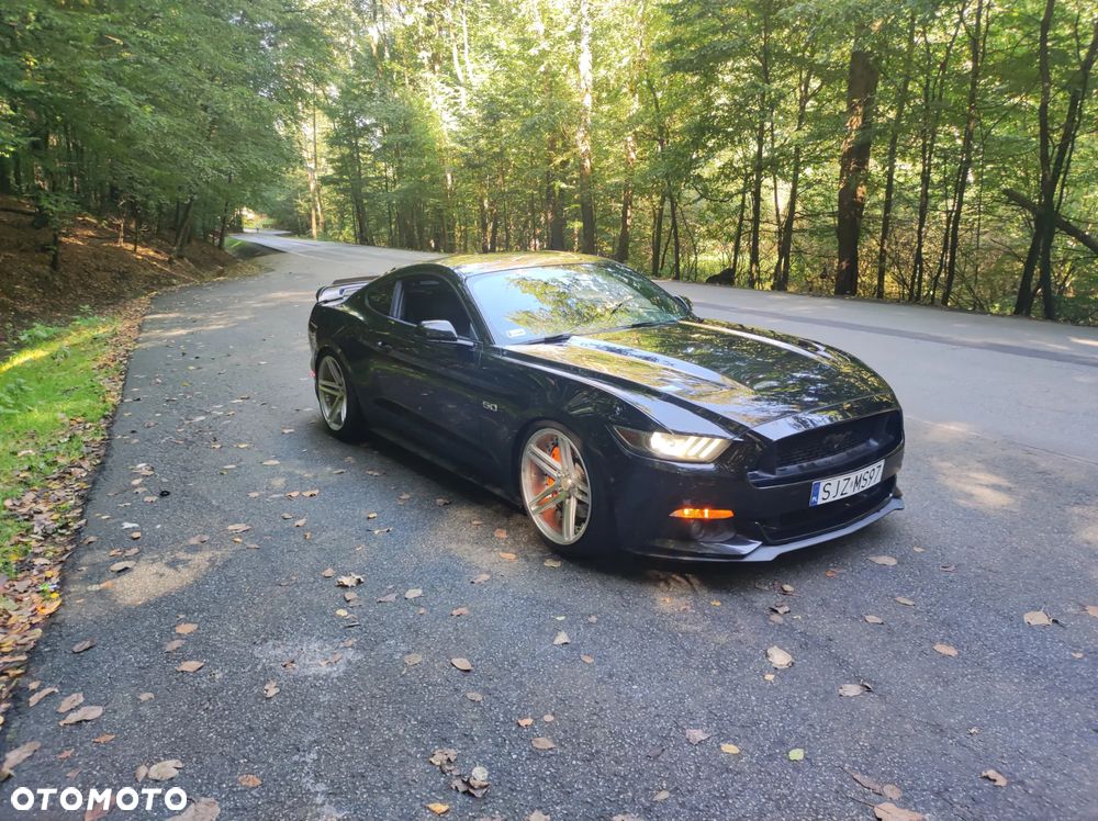 Ford Mustang 5.0 V8 GT - 6
