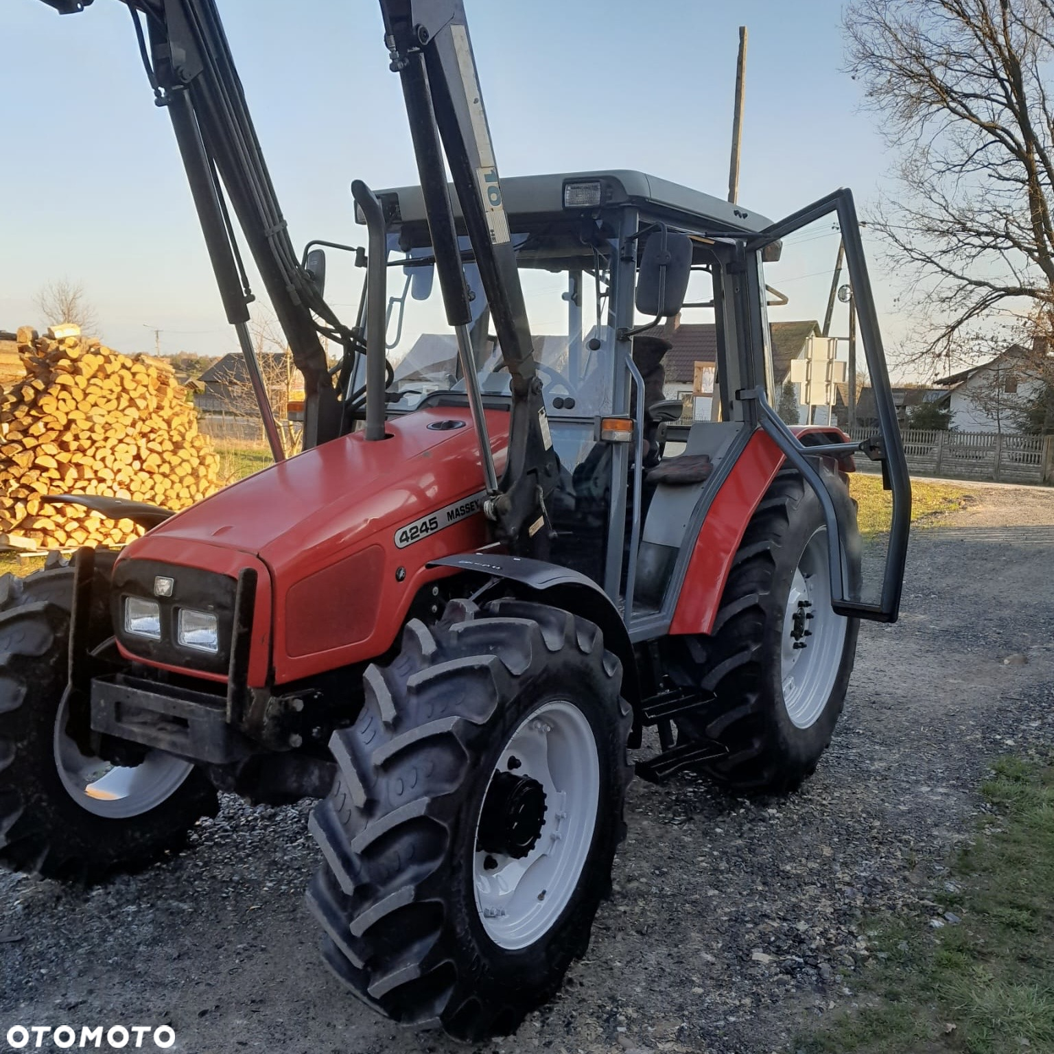 Massey Ferguson 4245 - 23