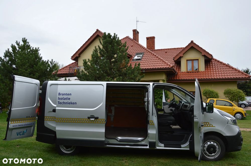 Renault Trafic - 16