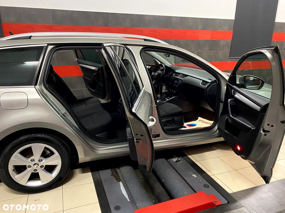 Skoda Octavia 2.0 TDI Green tec DSG Elegance - 20