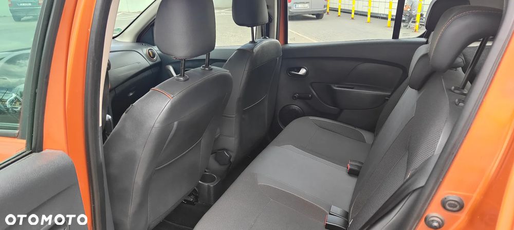 Dacia Sandero Stepway TCe 90 Prestige - 36