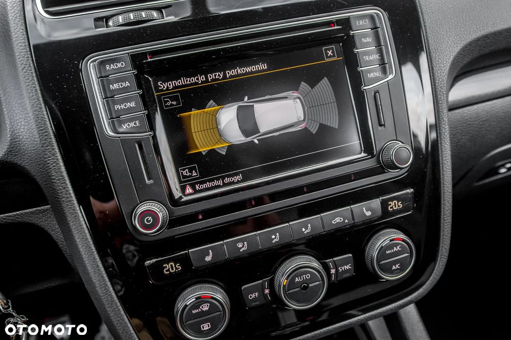 Volkswagen Scirocco R - 26