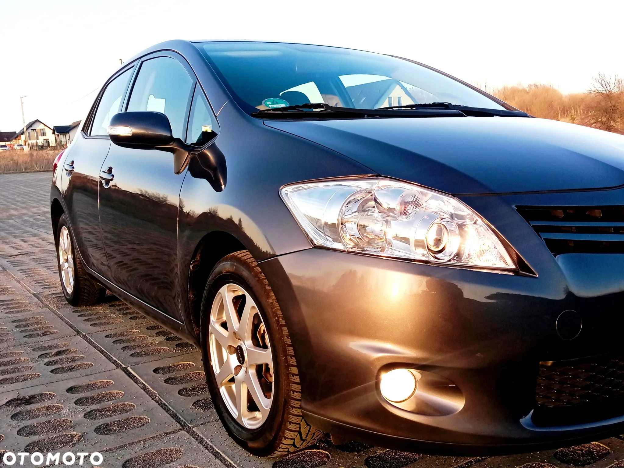 Toyota Auris - 10
