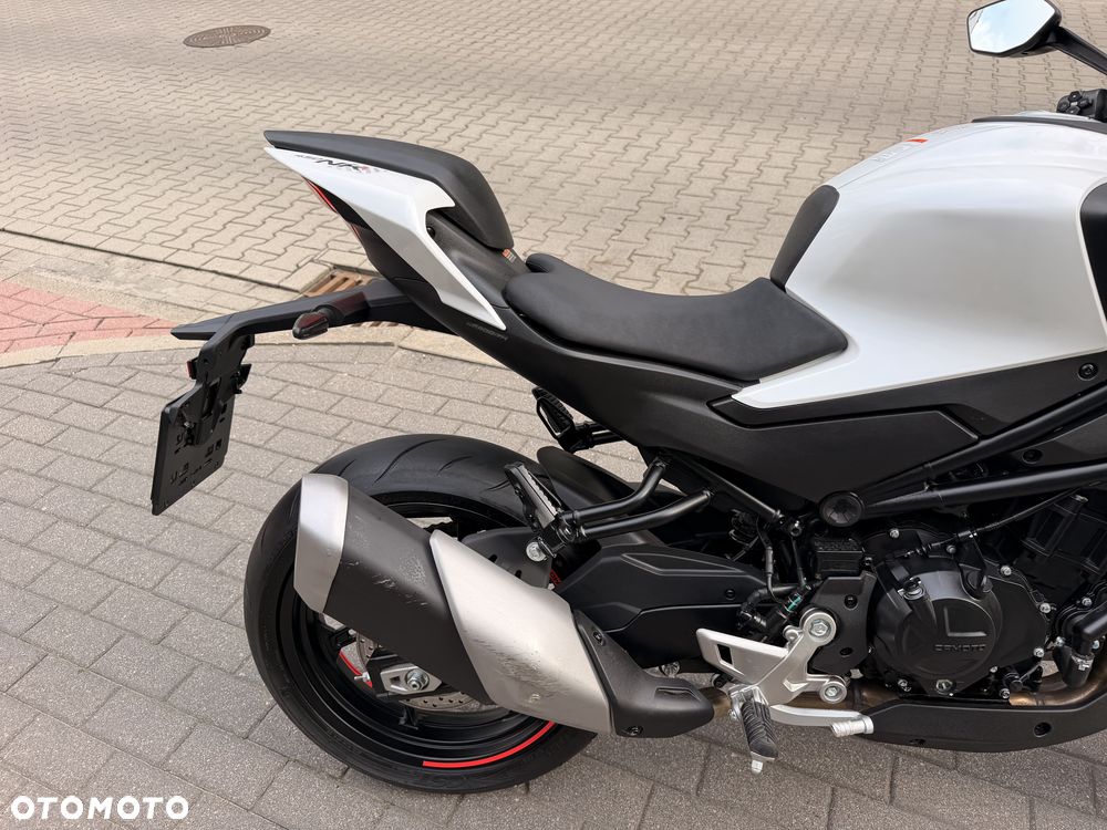 CFMoto 450NK - 21