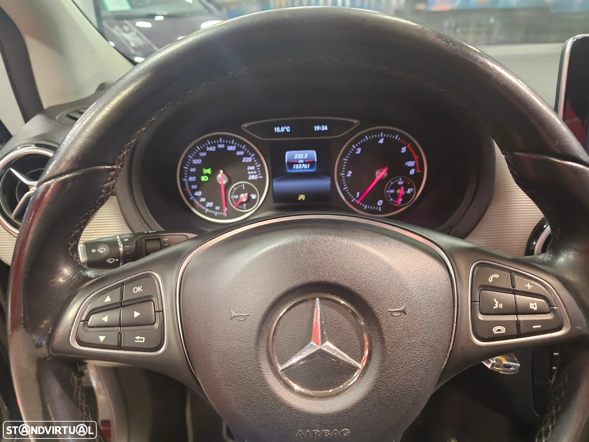 Mercedes-Benz B 180 d Progressive - 21
