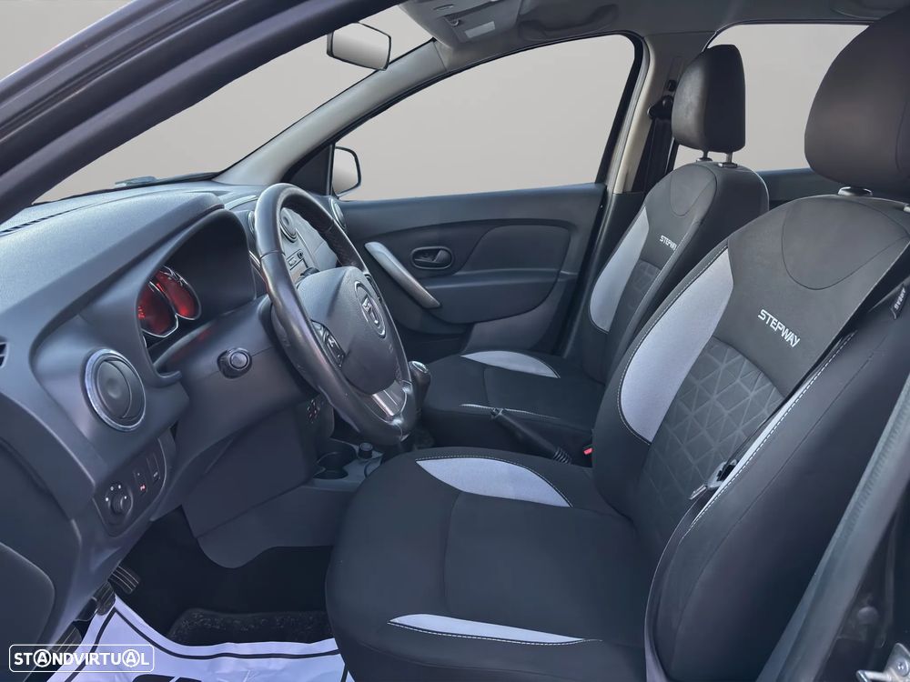 Dacia Sandero TCe 90 (S&S) Comfort - 9