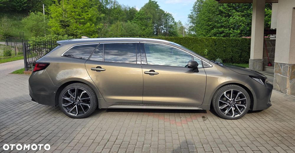 Toyota Corolla 2.0 Hybrid Executive - 3