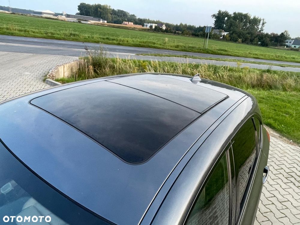 BMW Seria 2 218i M Sport - 11