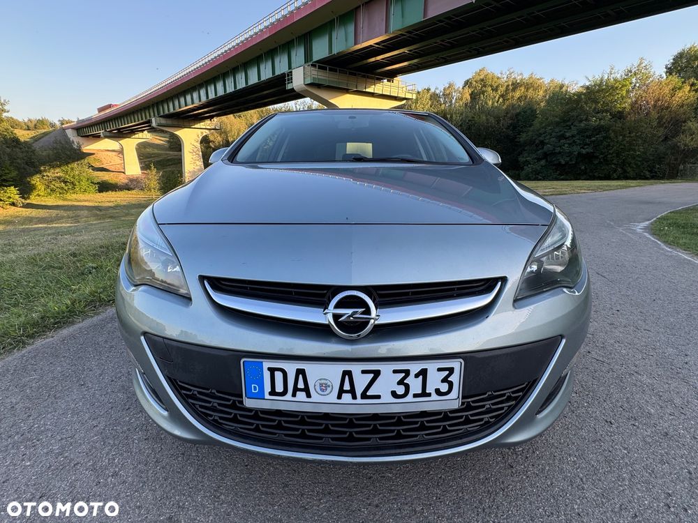 Opel Astra 1.4 Turbo 150 Jahre - 6