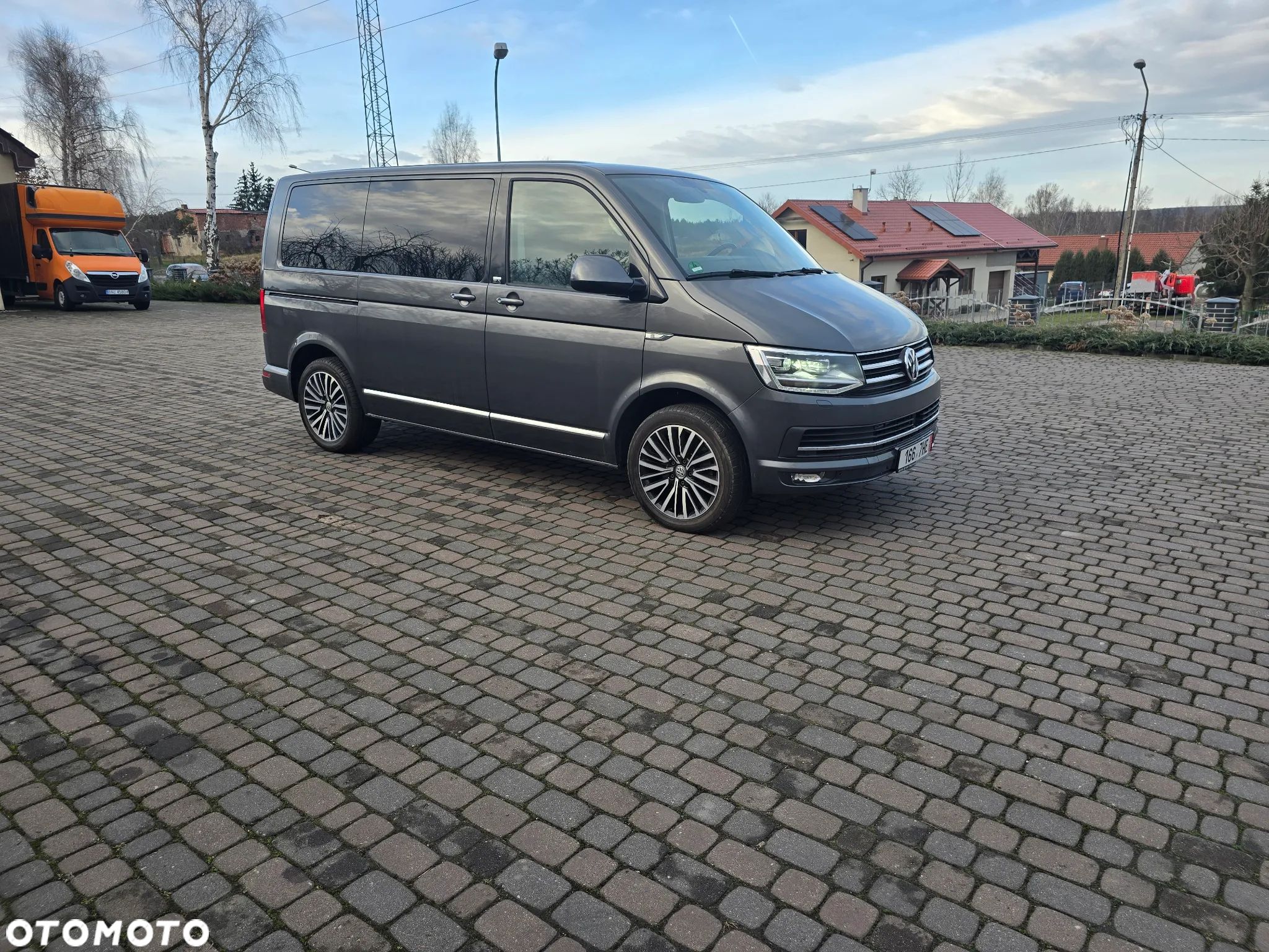 Volkswagen Multivan 2.0 BiTDI L1 Highline DSG - 1