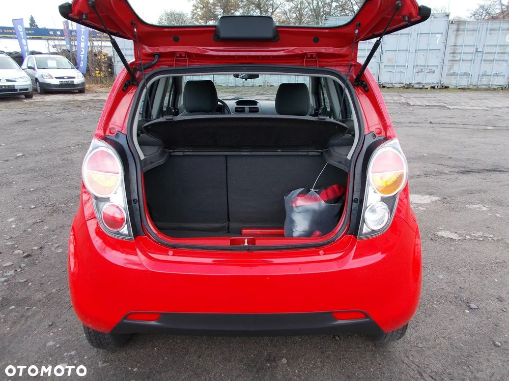 Chevrolet Spark 1.0 Base+ - 9