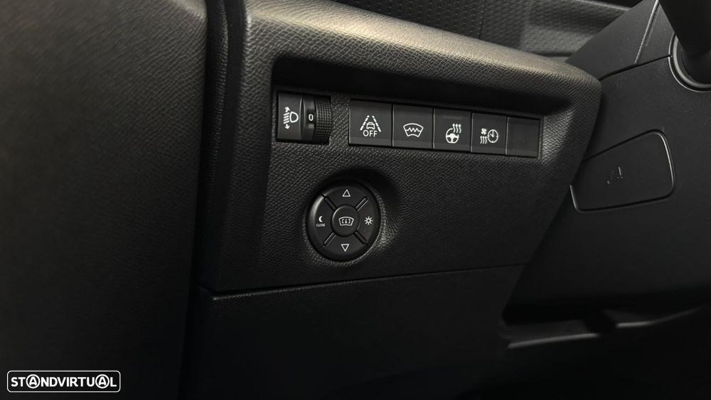 Citroën e-C4 50 kWh Shine - 17