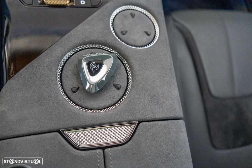 Lotus Eletre 900 Sport Carbon - 32