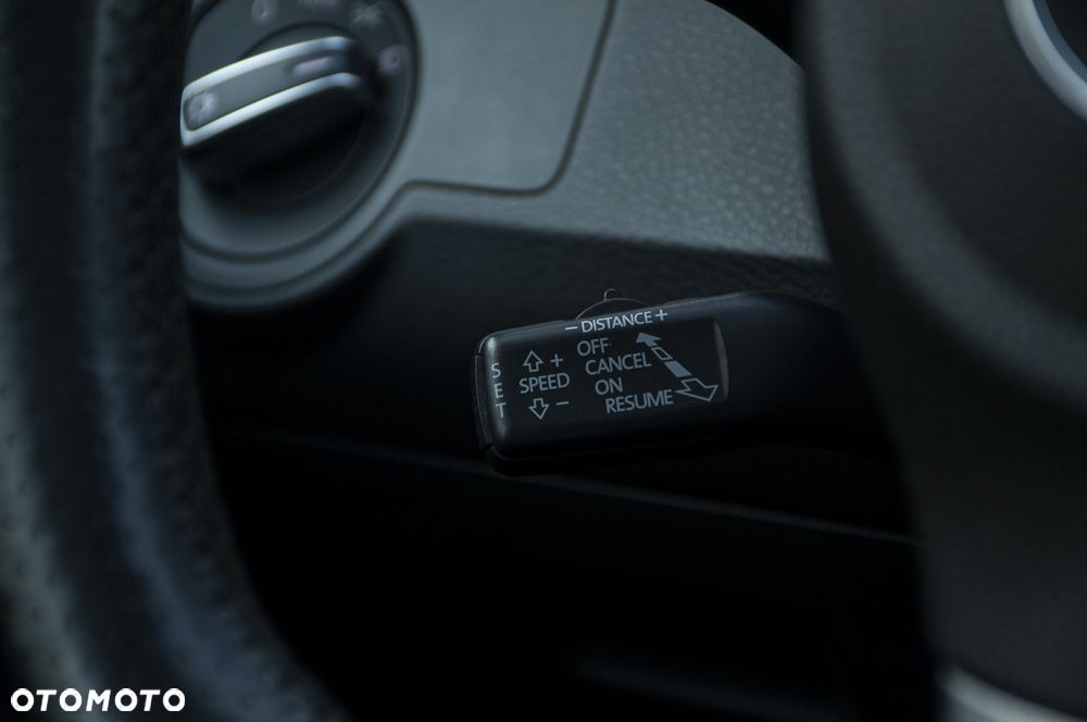 Volkswagen Passat CC - 37