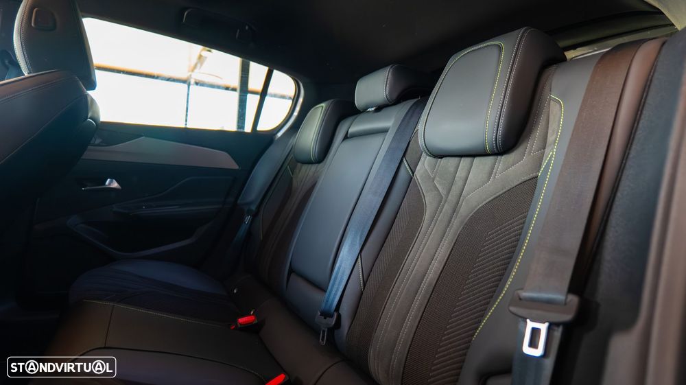 Peugeot 308 PureTech 130 EAT8 GT - 24