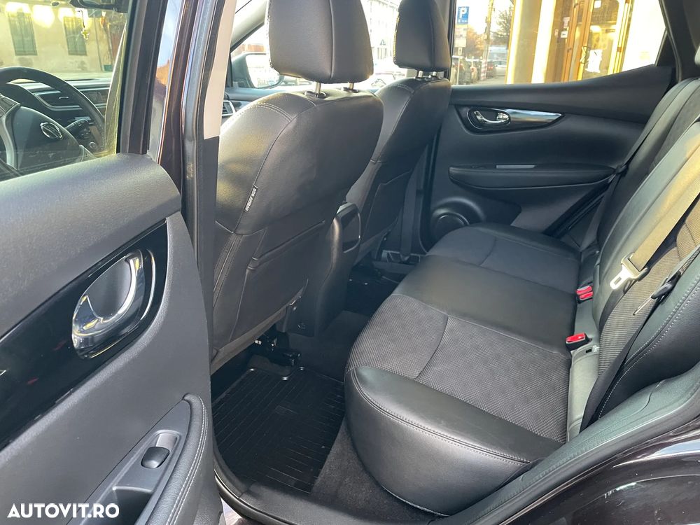 Nissan Qashqai 1.6 DCI Start/Stop 4X4-i Tekna - 6