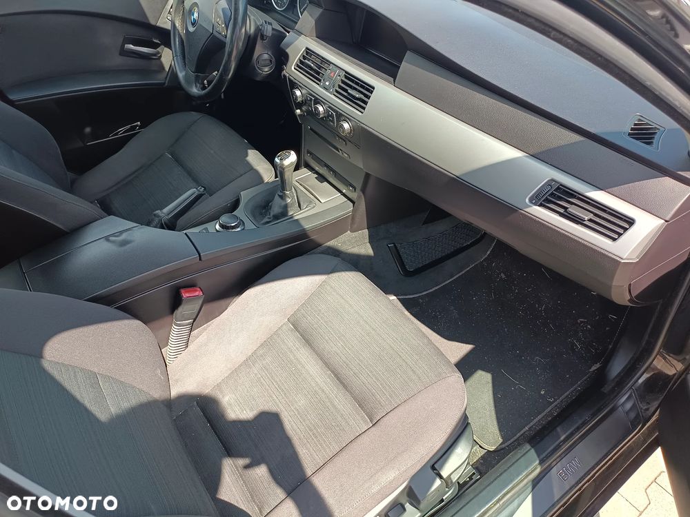 BMW Seria 5 - 16