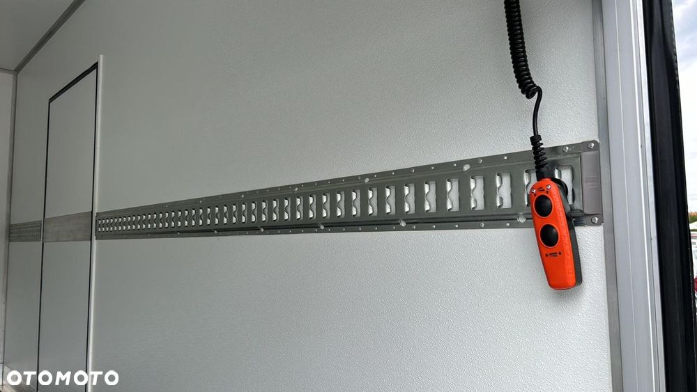 Volkswagen Crafter 50 KONTENER+WINDA Poj. Kabina na bliźniaku DMC=3.5t, 2.0BiTDI 163KM, 4490 mm - 12