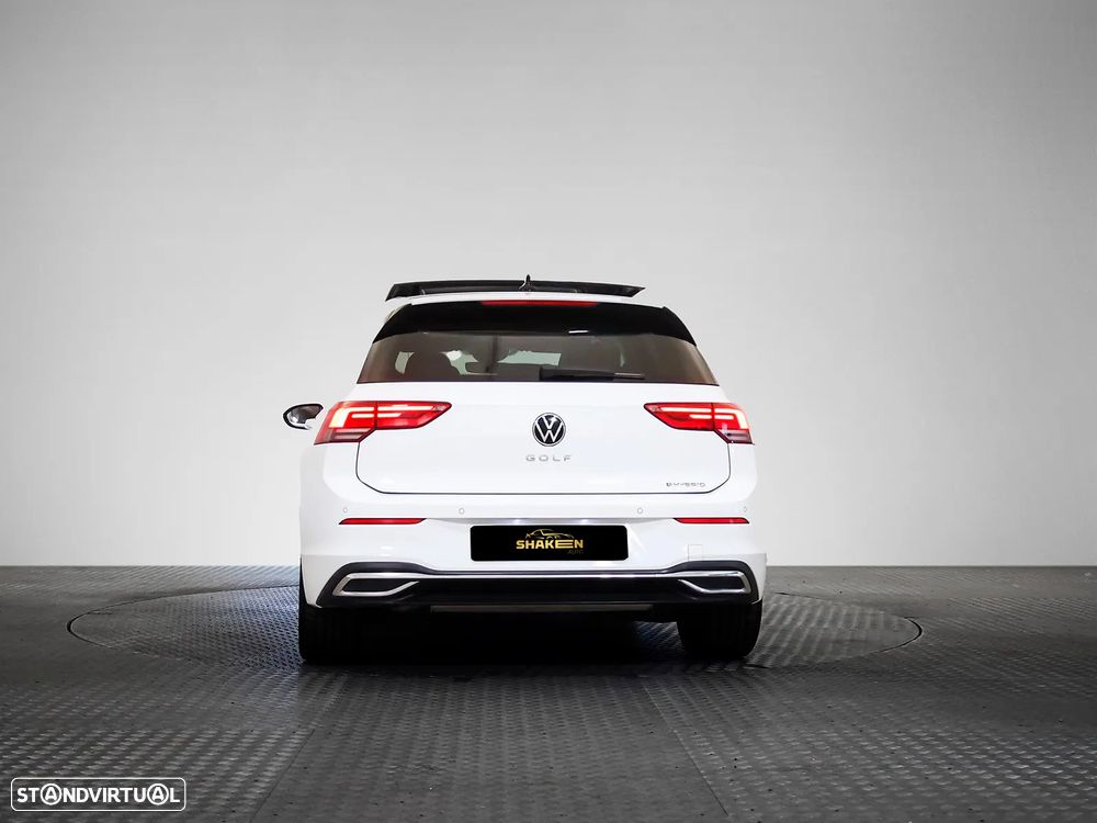 VW Golf 1.4 GTE Plug-In-Hybrid DSG - 4