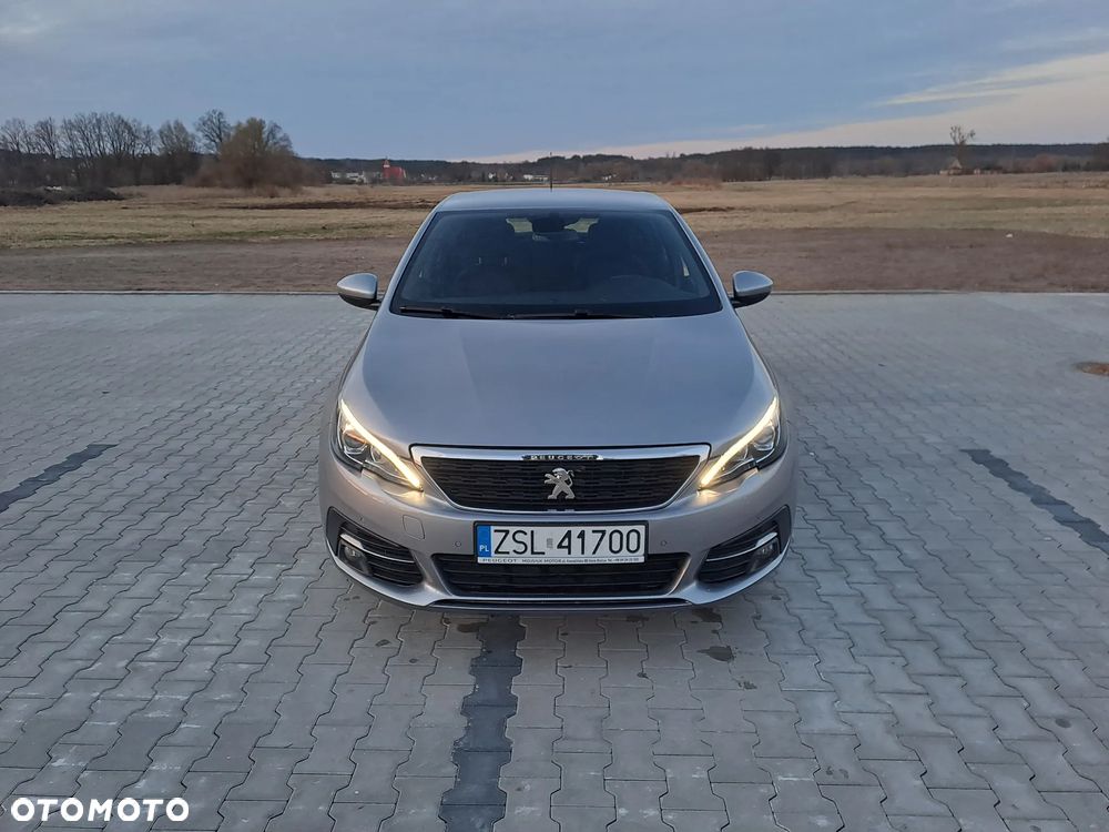 Peugeot 308 1.2 PureTech GPF Allure S&S - 27