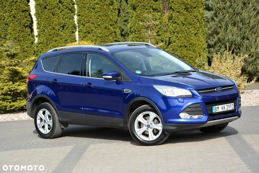 Ford Kuga 1.5 EcoBoost 2x4 Titanium - 3