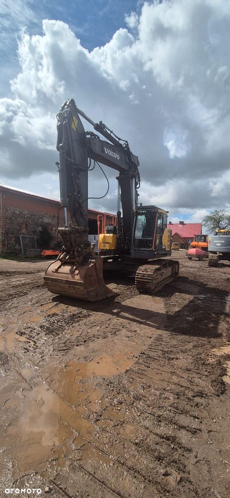 Volvo ECR 355 - 2