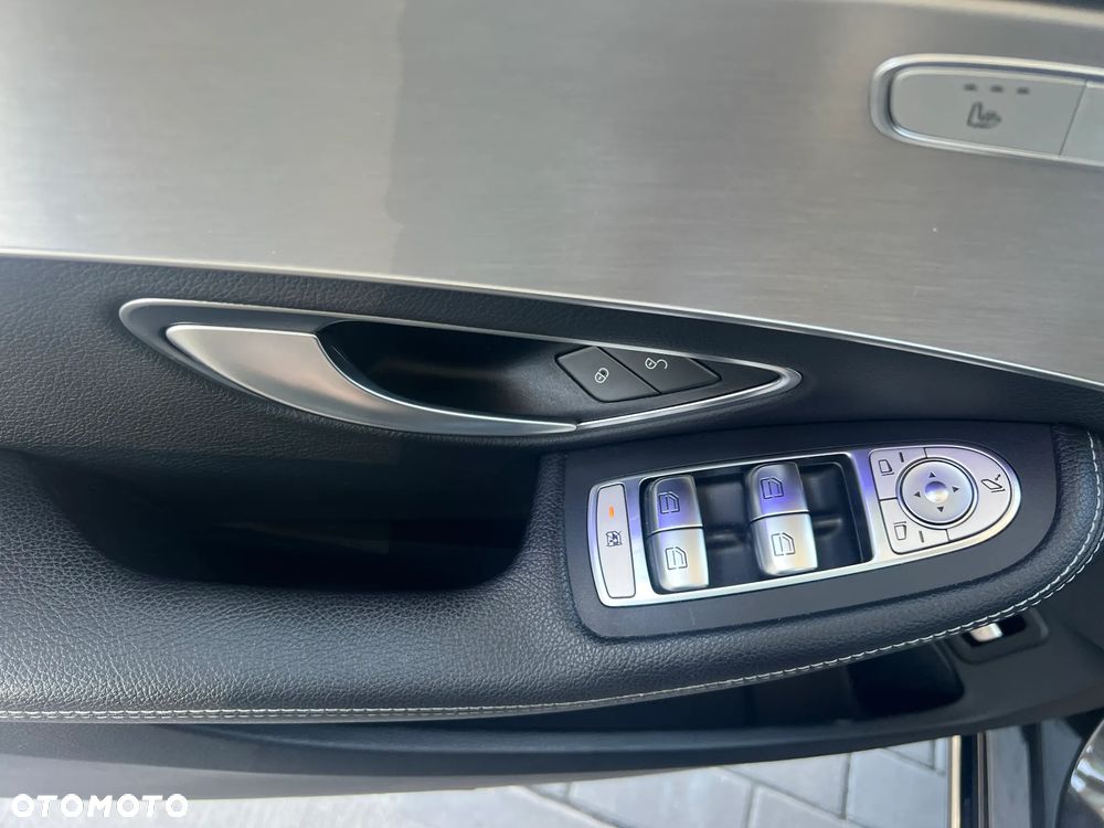 Mercedes-Benz Klasa C 200 d 9G-TRONIC - 16
