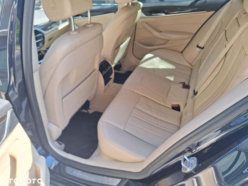 BMW Seria 5 530d Blue Performance - 13