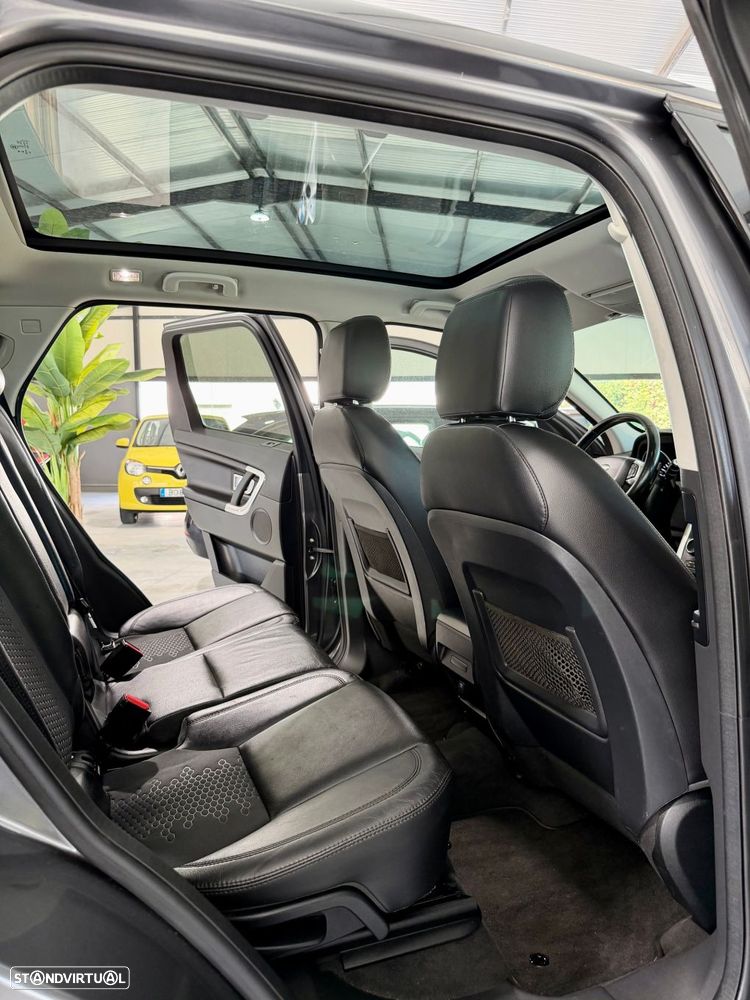 Land Rover Discovery Sport 2.2 Td4 SE Auto - 6