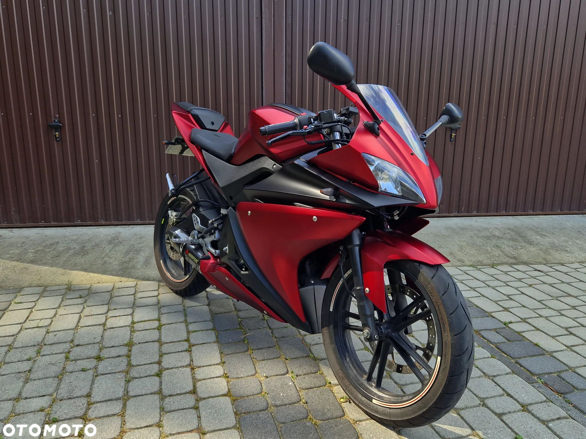 Yamaha YZF - 1