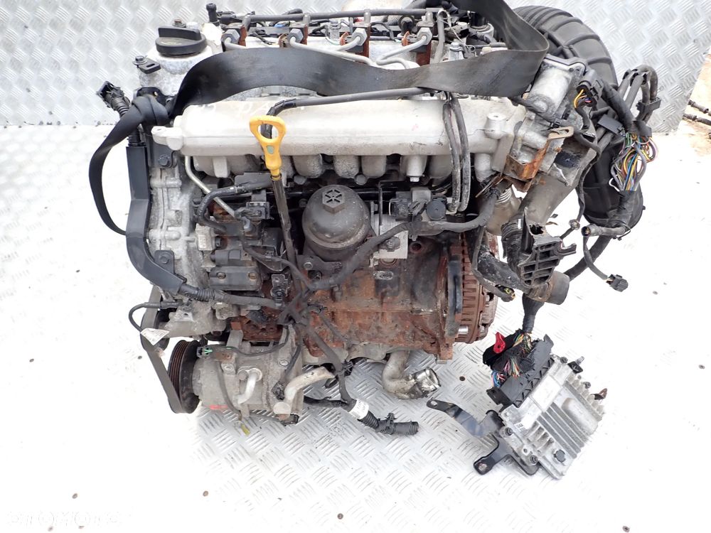 SILNIK KIA VENGA RIO III 1,4 CRDI D4FC DELPHI WTRYSKI - 1