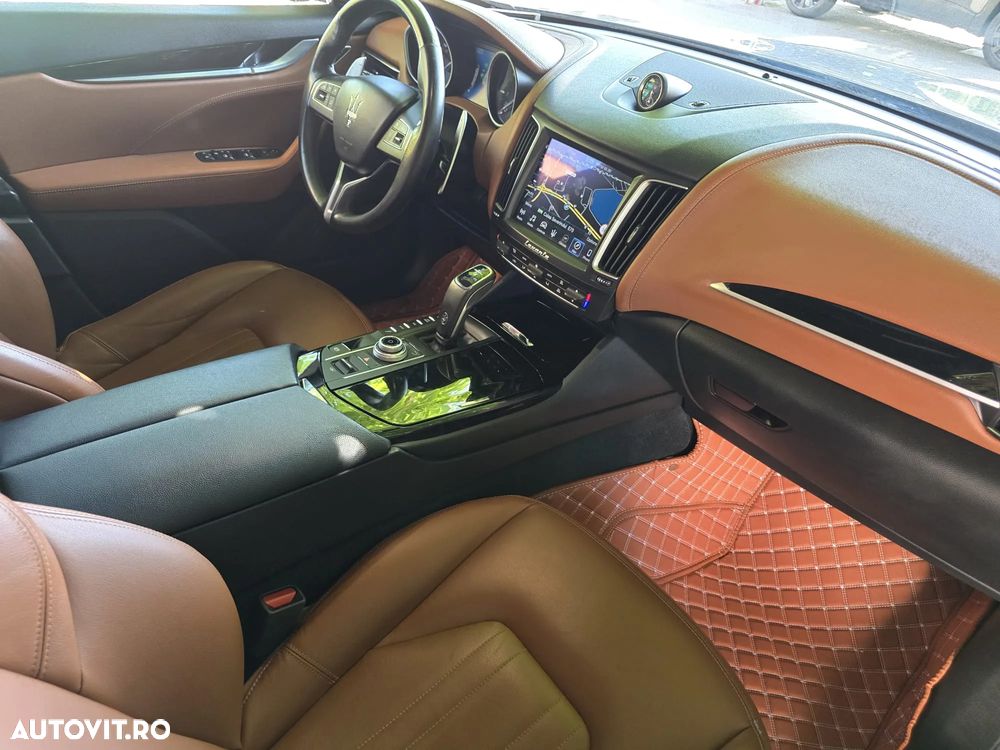Maserati Levante Q4 Diesel GranLusso - 9