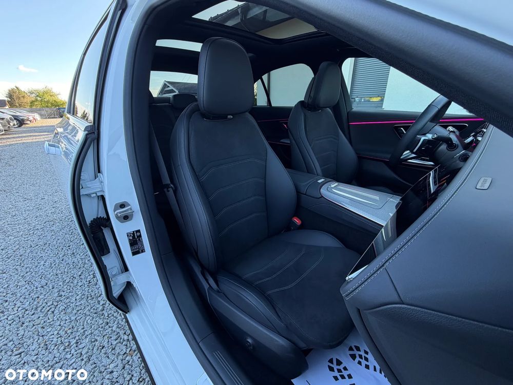 Mercedes-Benz Klasa E 220 d 4Matic 9G-TRONIC - 31