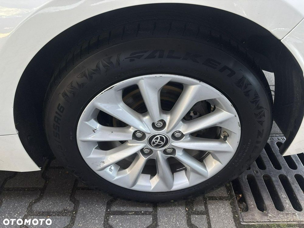 Toyota Corolla 1.8 Hybrid Comfort - 30