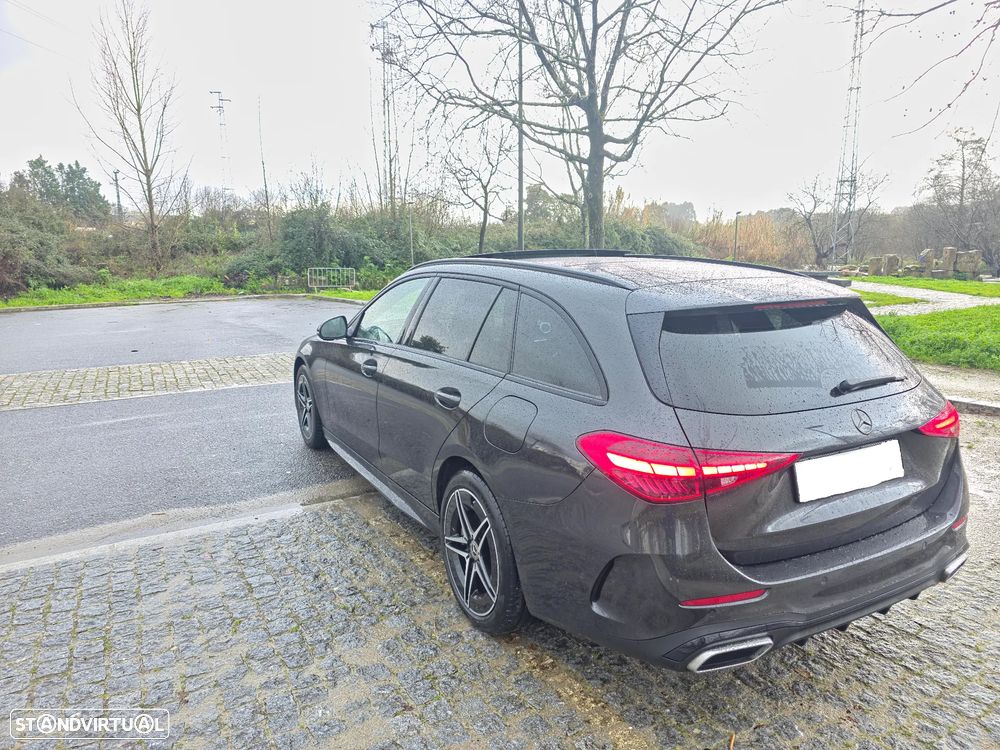 Mercedes-Benz C 300 de AMG Line - 4