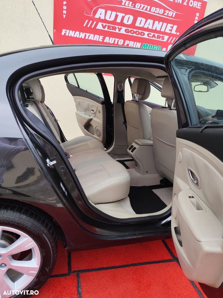 Renault Fluence - 9