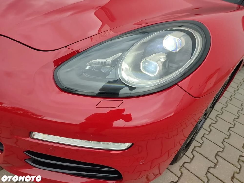 Porsche Panamera 4S - 12