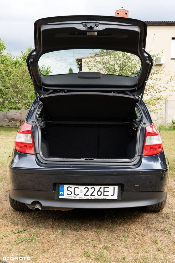 BMW Seria 1 - 25