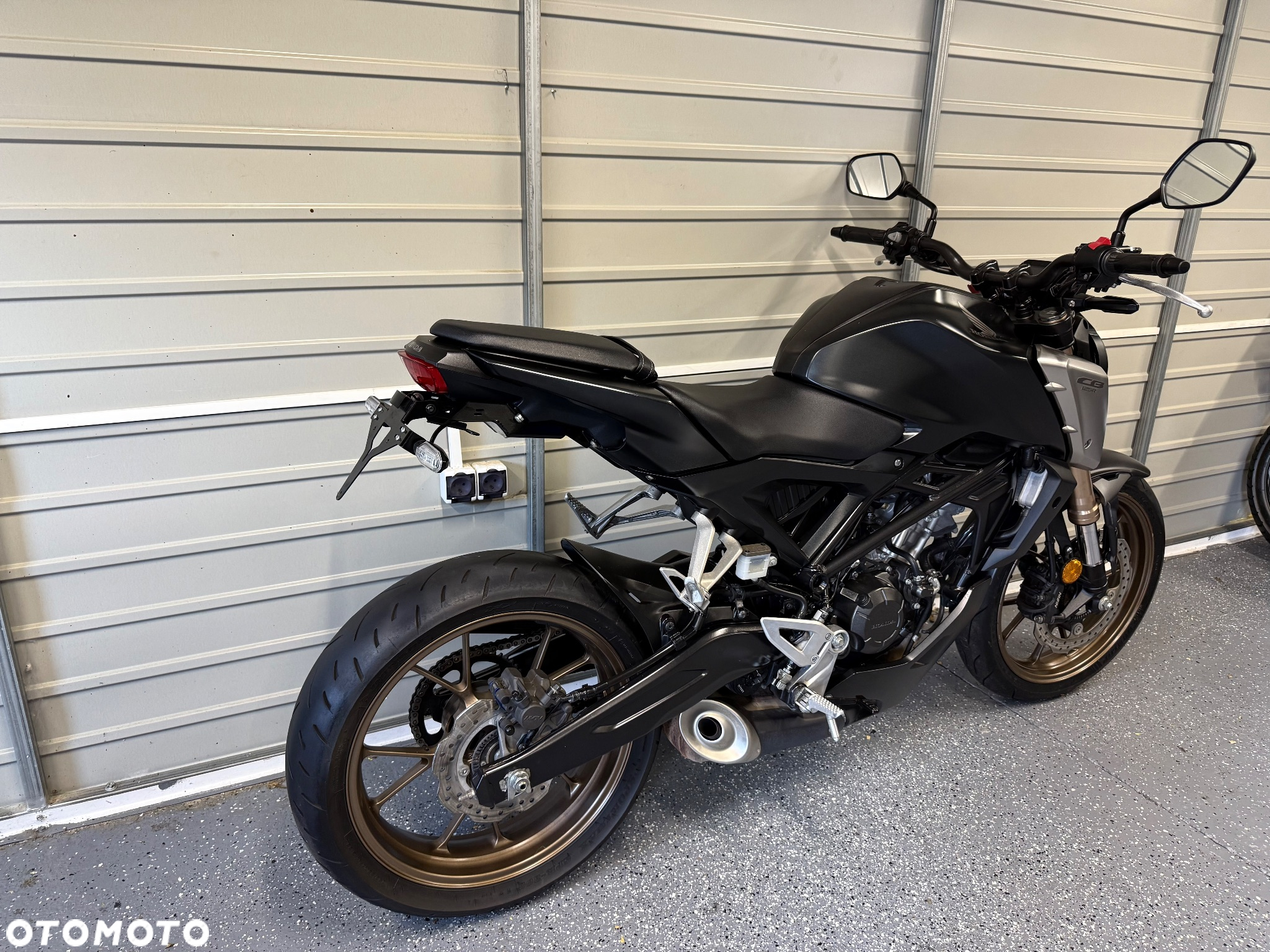 Honda CB - 3
