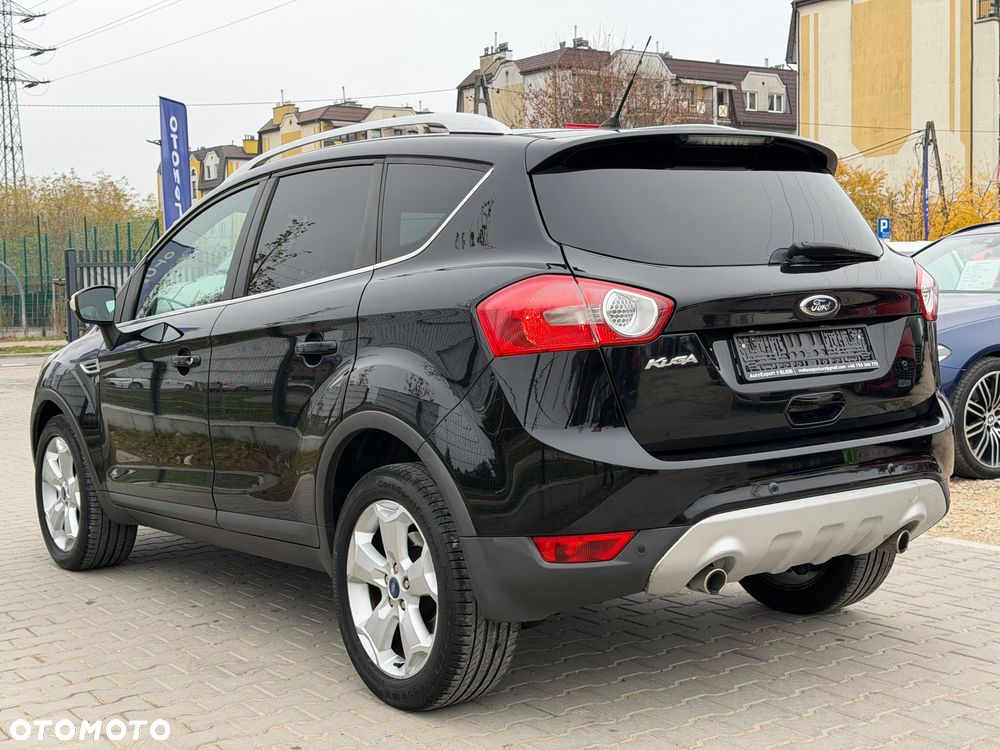 Ford Kuga 2.0 TDCi 4WD Titanium - 4