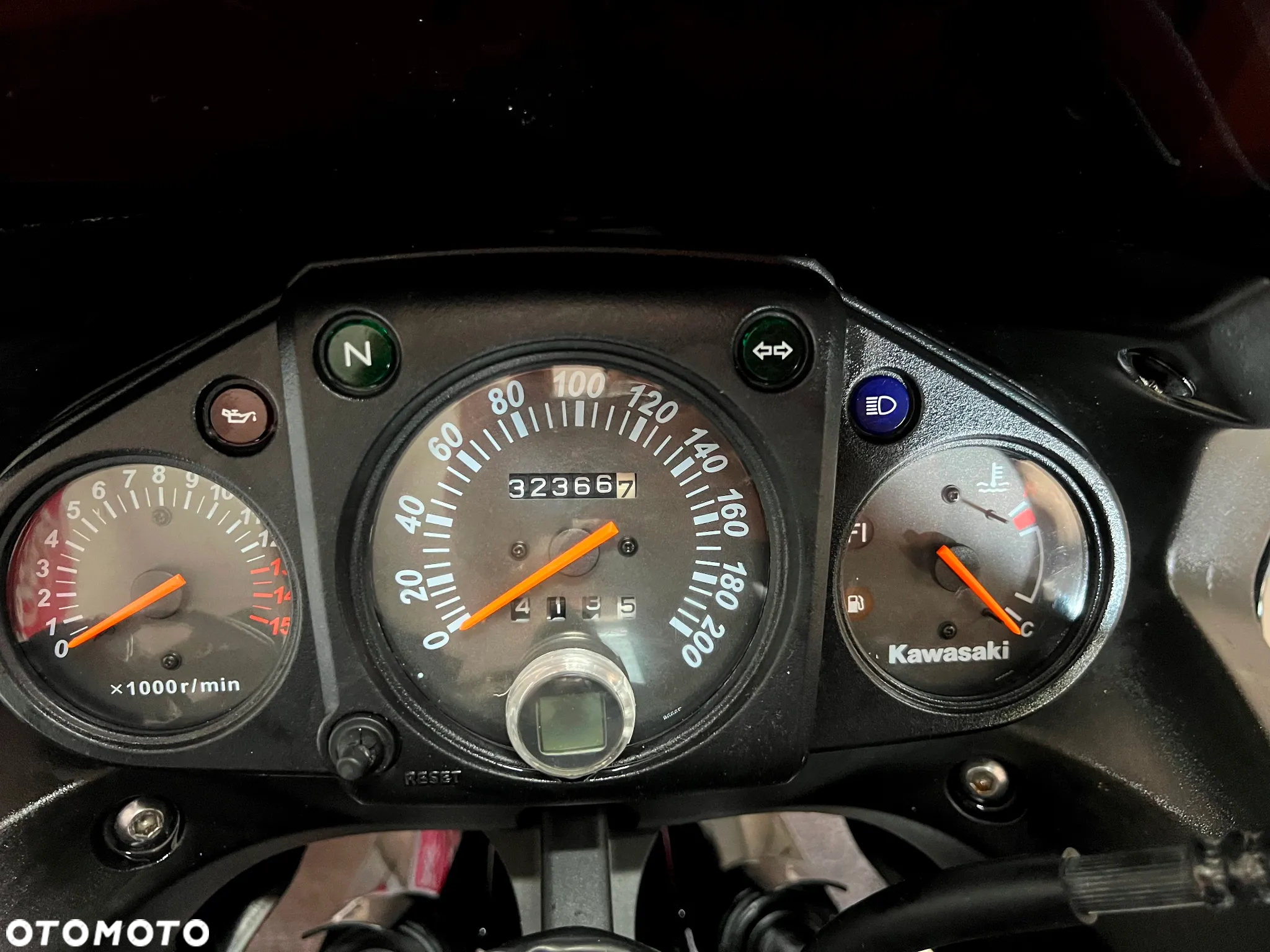Kawasaki Ninja 250R - 21