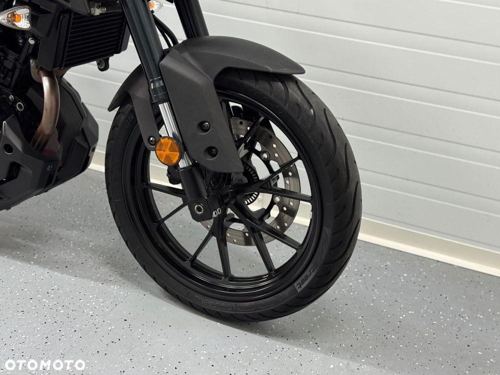 Yamaha MT - 4