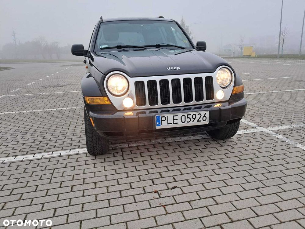 Jeep Cherokee - 2