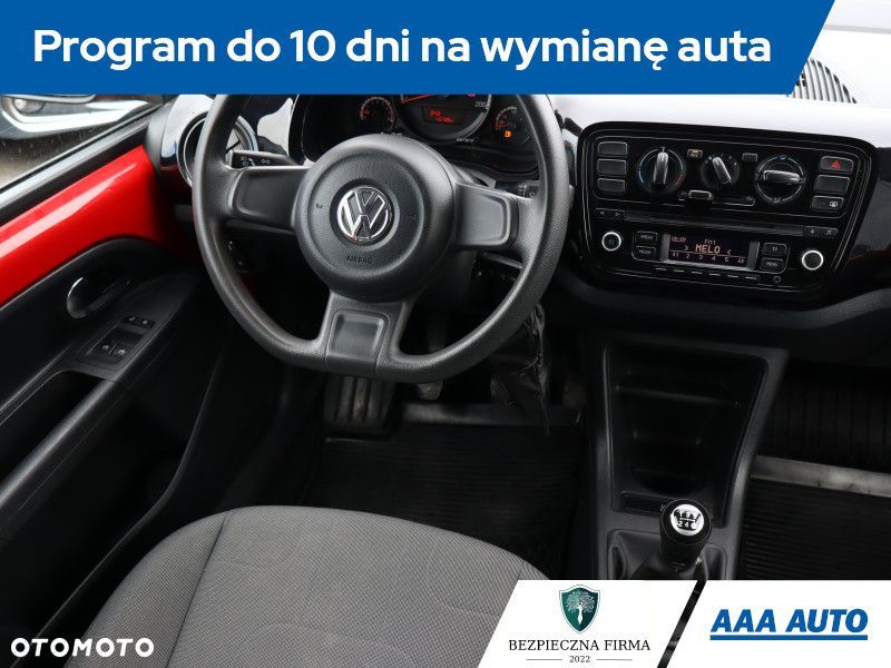 Volkswagen up! - 8